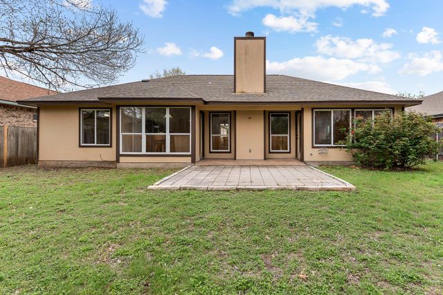 500 Maple Run DR, Round Rock, TX 78664