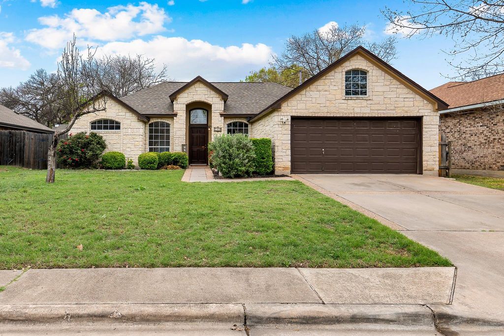 500 Maple Run DR, Round Rock, TX 78664
