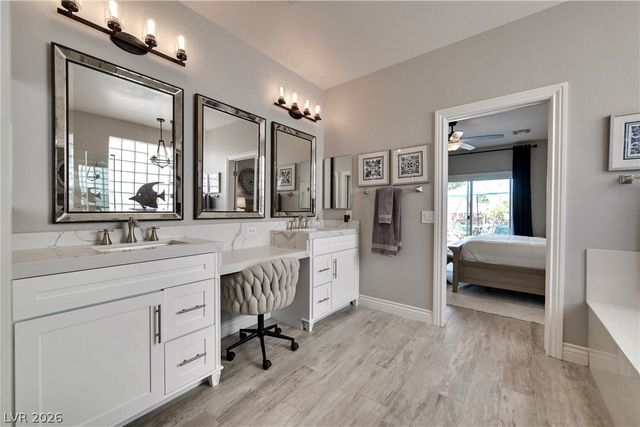 2211 Twin Falls Drive, Henderson, NV 89044