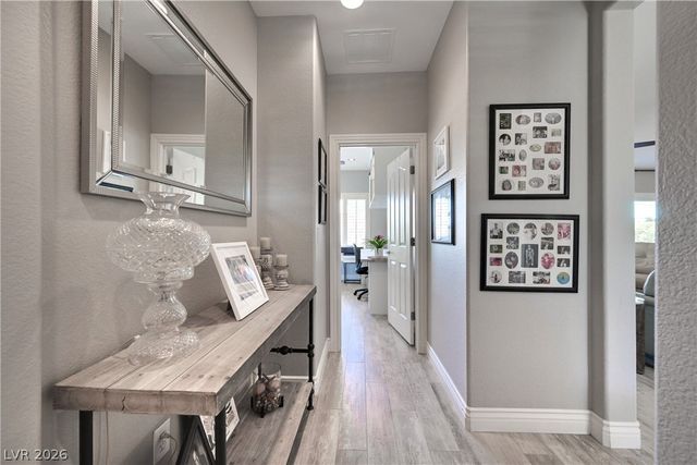 2211 Twin Falls Drive, Henderson, NV 89044