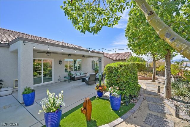 2211 Twin Falls Drive, Henderson, NV 89044