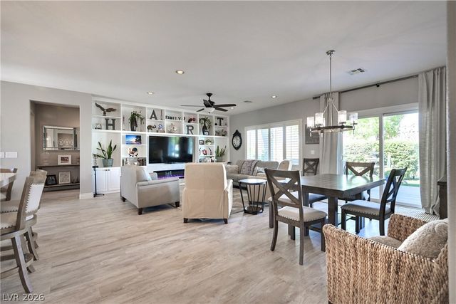 2211 Twin Falls Drive, Henderson, NV 89044