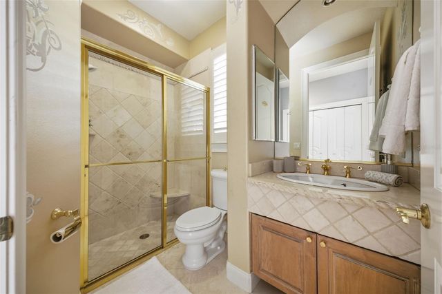 19115 SAINT EMILION COURT, Lutz, FL 33558