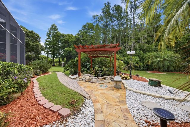 19115 SAINT EMILION COURT, Lutz, FL 33558