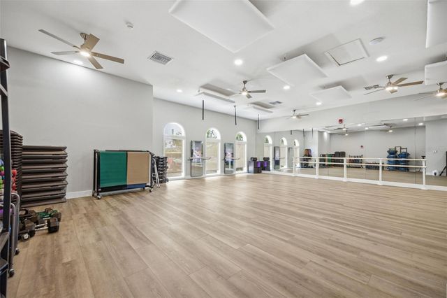 19115 SAINT EMILION COURT, Lutz, FL 33558