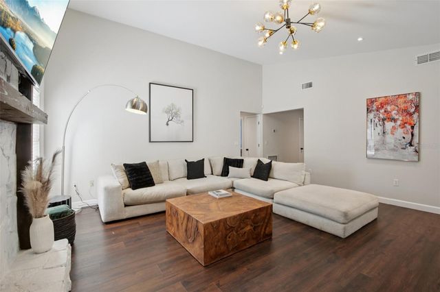 665 EASTPOINTE PARKWAY, Sarasota, FL 34232