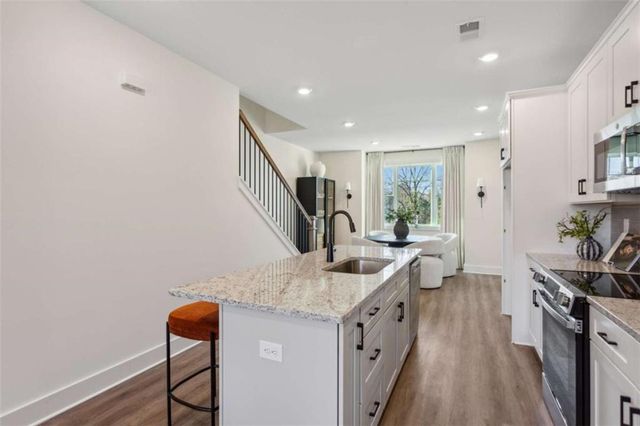 103 Mission Way, Atlanta, GA 30315
