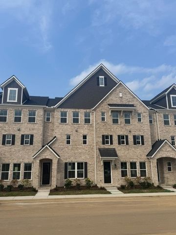 5608 Redcliffe Alley, Thompsons Station, TN 37179