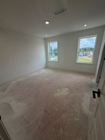 5608 Redcliffe Alley, Thompsons Station, TN 37179