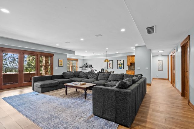 451 N KENNEWICK Ln, Liberty Lake, WA 99019