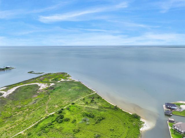 151 Miramar Drive, Galveston, TX 77554