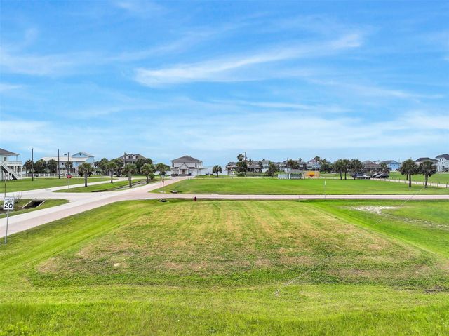 151 Miramar Drive, Galveston, TX 77554