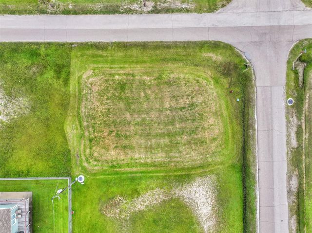 151 Miramar Drive, Galveston, TX 77554