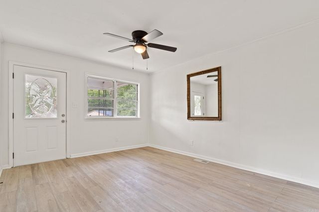 613 N 4th Street, Cabot, AR 72023