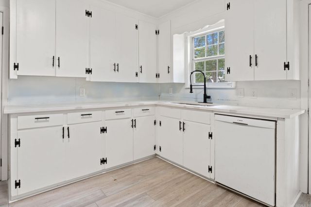 613 N 4th Street, Cabot, AR 72023