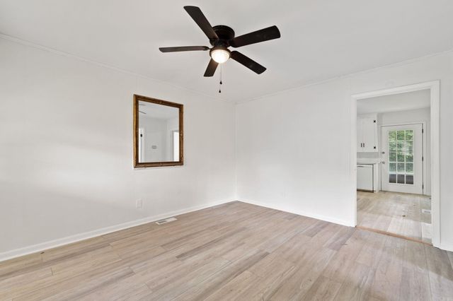 613 N 4th Street, Cabot, AR 72023