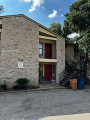 5506 Rose Hill CIR B, Austin, TX 78745