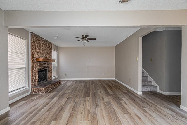 2324 Summer Place Drive, Arlington, TX 76014