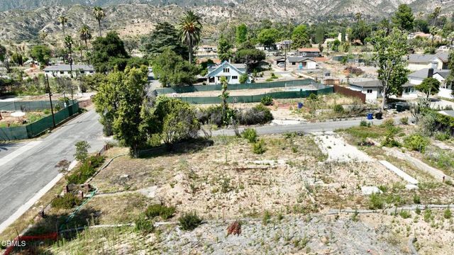 3248 N Olive Avenue, Altadena, CA 91001