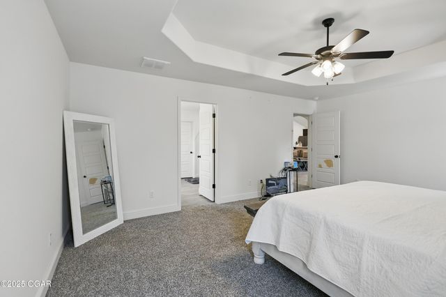 1020 S Florida Avenue, Joplin, MO 64801