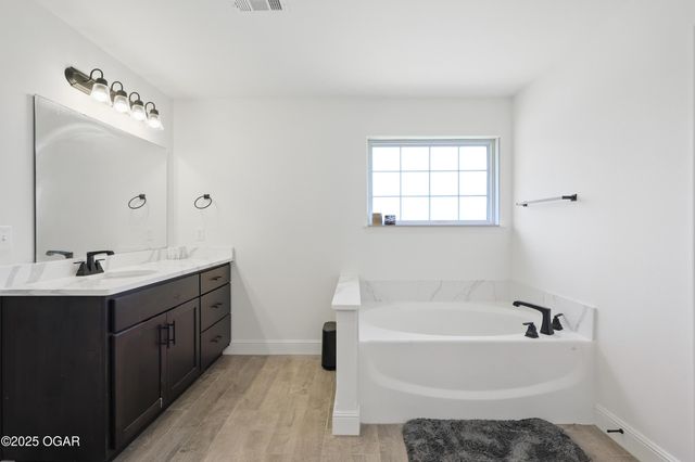 1020 S Florida Avenue, Joplin, MO 64801