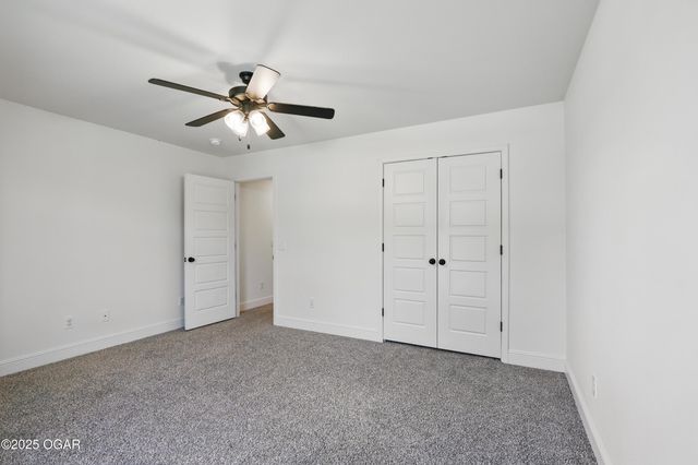 1020 S Florida Avenue, Joplin, MO 64801