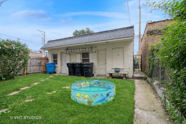 6335 N Claremont Avenue, Chicago, IL 60659