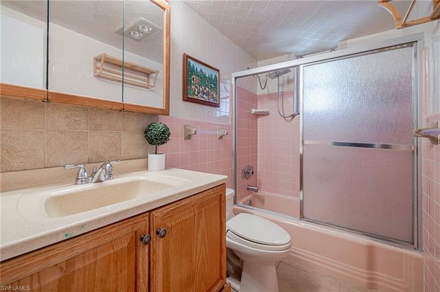 4216 4th PL 12, Cape Coral, FL 33904