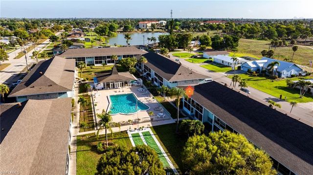 4216 4th PL 12, Cape Coral, FL 33904