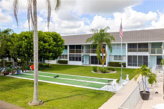 4216 4th PL 12, Cape Coral, FL 33904