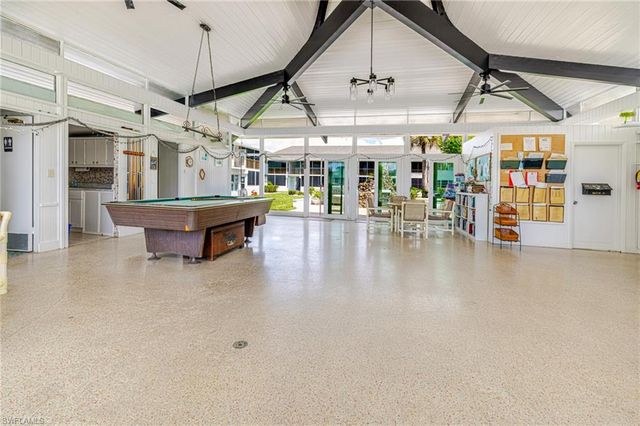 4216 4th PL 12, Cape Coral, FL 33904