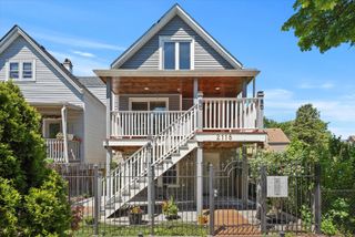 2118 N Kilpatrick Avenue 2, Chicago, IL 60639