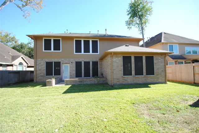 3211 Oak Cliff Lane, Missouri City, TX 77459