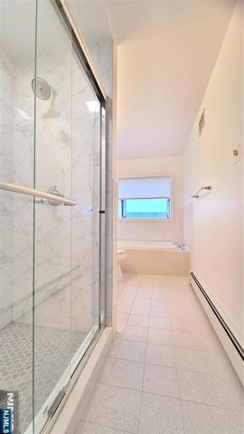 118 E Brinkerhoff Avenue 1st Fl, Palisades Park, NJ 07650