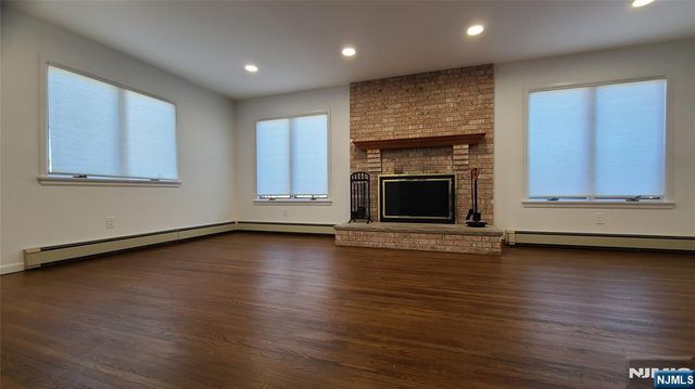 118 E Brinkerhoff Avenue 1st Fl, Palisades Park, NJ 07650