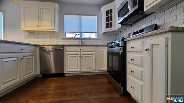 118 E Brinkerhoff Avenue 1st Fl, Palisades Park, NJ 07650