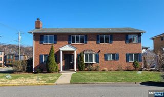 118 E Brinkerhoff Avenue 1st Fl, Palisades Park, NJ 07650