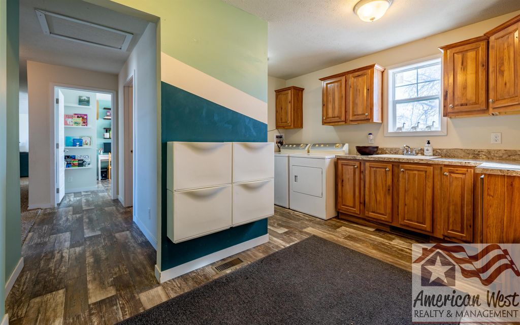 407 Diamond Basin Rd, Cody, WY 82414 photo 30