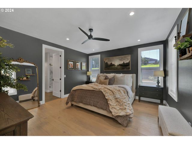 32114 DEBERRY Rd, Creswell, OR 97426