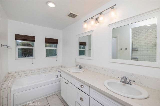 2 Lindenwood Farm, Ladera Ranch, CA 92694