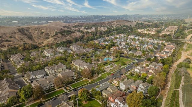 2 Lindenwood Farm, Ladera Ranch, CA 92694