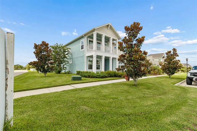 28692 COZY CREEK DRIVE, Wesley Chapel, FL 33543