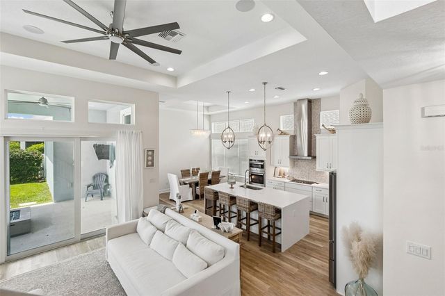 28692 COZY CREEK DRIVE, Wesley Chapel, FL 33543