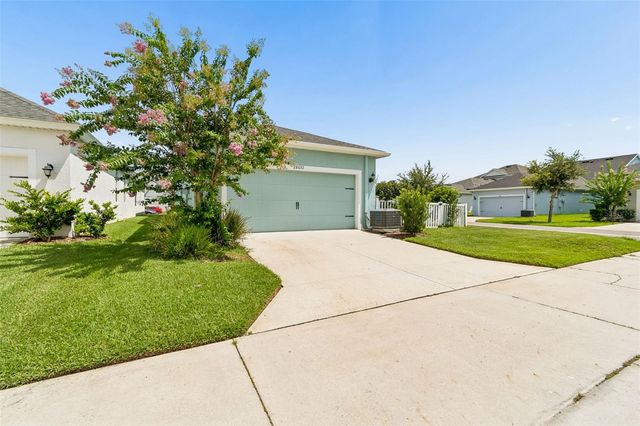 28692 COZY CREEK DRIVE, Wesley Chapel, FL 33543