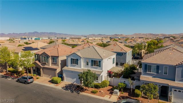 6271 Carson Hills Avenue, Las Vegas, NV 89139