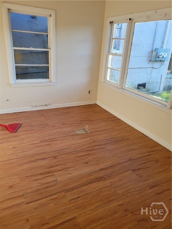 Image 10 of property listing at 1004-06 Stiles Avenue, Savannah, GA 31415