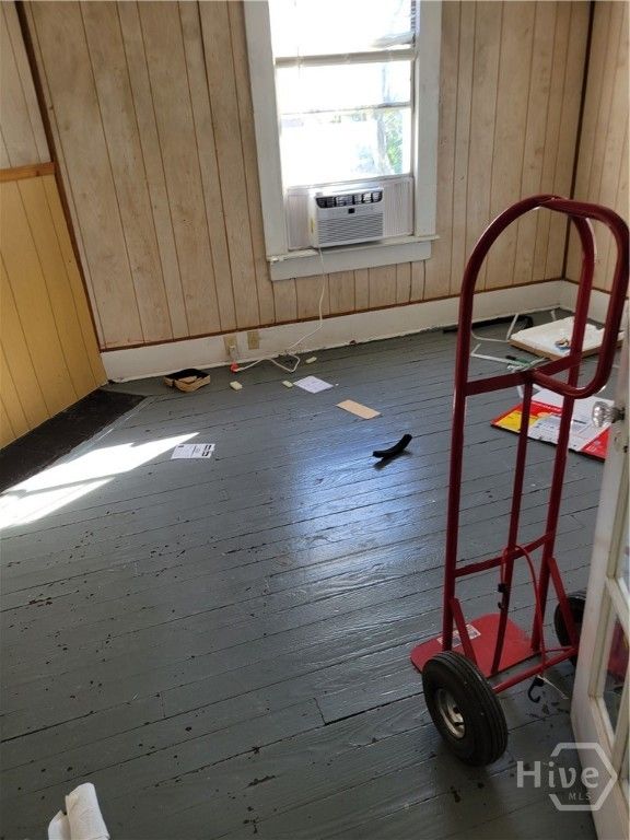 Image 20 of property listing at 1004-06 Stiles Avenue, Savannah, GA 31415