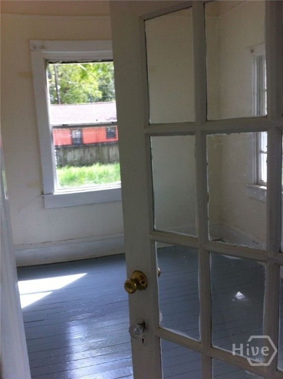 Image 33 of property listing at 1004-06 Stiles Avenue, Savannah, GA 31415