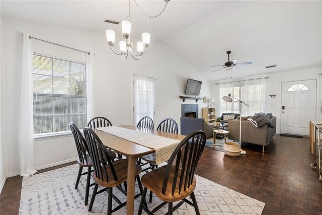 462 Mimosa Lane, Fayetteville, AR 72703
