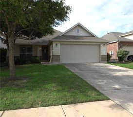 2005 Granite Springs RD, Leander, TX 78641